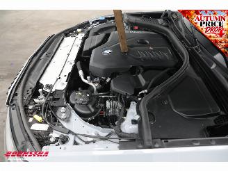 BMW 3-serie 318i Aut. M-Sport Pano AHK Camera SHZ Leder LED picture 11