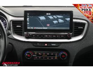 Kia Ceed 1.5 T-GDi DynamicLine Cruise Navi Clima Apple/Android Camera PDC AHK picture 9
