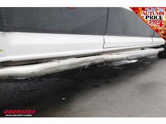 Volkswagen Crafter 35 2.0 TDI L4H3 Apple/Android Camera Airco picture 9