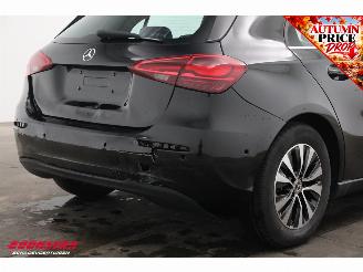 Mercedes A-klasse 200 d Aut. Business Line Navi Clima Cruise Camera SHZ picture 8