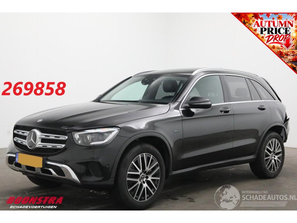 Mercedes GLC 300e 4MATIC AMG Pano LED ACC Burmester AHK