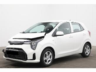krockskadad bil auto Kia Picanto 1.0 GDi DynamicLine 5p. Apple/Android Cruise Camera 201 km!! 2026/4