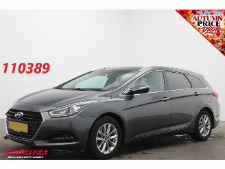 occasion passenger cars Hyundai I-40 Wagon 1.7 CRDi Cruise Navi Apple/Android SHZ Camera PDC AHK Clima 2015/12