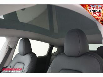 Tesla Model Y RWD 58 kWh Fahrbar Pano 360° LrHZ ACC LED 57.672km!! picture 18