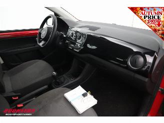 Volkswagen Up! 1.0 move up! BlueMotion 5-drs Airco picture 5