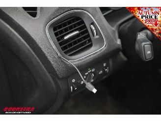 Volvo V-40 2.0 D2 Kinetic Cruise AHK SHZ Bluetooth picture 18