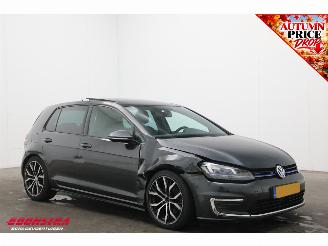 Volkswagen Golf 1.4 TSI GTE Pano ACC Leder SHZ Camera Clima Navi picture 2