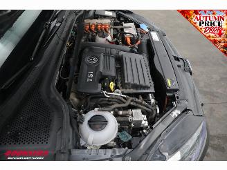 Volkswagen Golf 1.4 TSI GTE Pano ACC Leder SHZ Camera Clima Navi picture 13