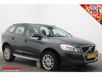 Volvo Xc-60 2.0 D3 Aut. Kinetic Cruise PDC AHK Bluetooth Clima picture 2