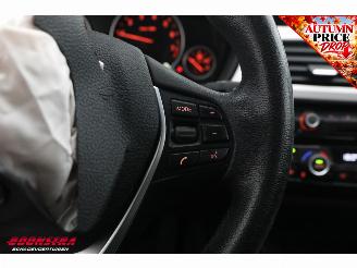 BMW 3-serie 318i Aut. Centennial High Executive Cruise Navi Leder SHZ Bluetooth PDC Clima picture 21