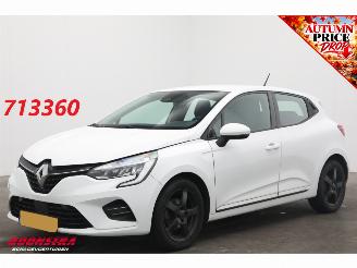 krockskadad bil auto Renault Clio 1.0 TCe Zen Cruise Apple/Android Airco 2020/2