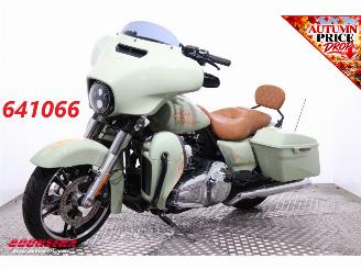 Käytettyjen motor cycles Harley-Davidson  103 FLHX Street Glide Jekill/Hyde Cruise Heizgriffe Navi Bluetooth 10.528 km! 2014/7