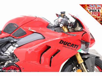 Ducati  Panigale V4 S ABS LED Akrapovic Cruise Heizgriffe 12.514 km! picture 13