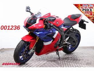 krockskadad bil motor Honda  CBR 1000RR-R SP Fireblade eC-ABS LED Akrapovic Lap Timer Cruise 2020/7