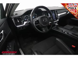 Volvo V-60 2.0 T4 Aut. Momentum ACC Navi SHZ LrHZ Virtual Apple/Android PDC AHK Clima picture 19