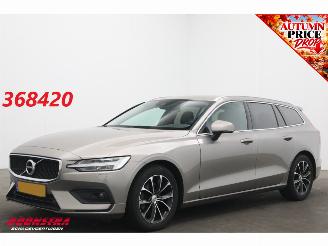 uszkodzony samochody osobowe Volvo V-60 2.0 T4 Aut. Momentum ACC Navi SHZ LrHZ Virtual Apple/Android PDC AHK Clima 2019/11