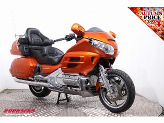 Honda GL 1800 Gold Wing Dual C-ABS Deluxe Reverse Cruise picture 2