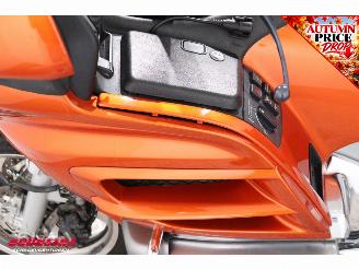 Honda GL 1800 Gold Wing Dual C-ABS Deluxe Reverse Cruise picture 17