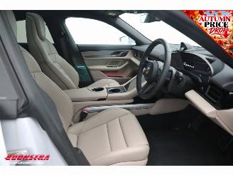 Porsche Taycan 4S 105 kWh RHD Chrono PASM PDLS+ Pano 360° Memory ACC SHZ picture 8