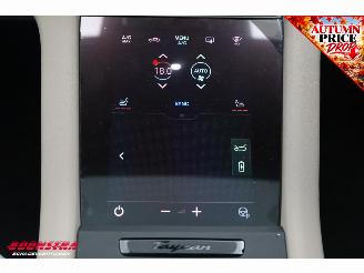 Porsche Taycan 4S 105 kWh RHD Chrono PASM PDLS+ Pano 360° Memory ACC SHZ picture 21