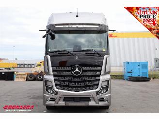 Mercedes Actros 2651 Giga STX Mobilhome Standairco Level Alcoa Fischer 38.168 km!! picture 5