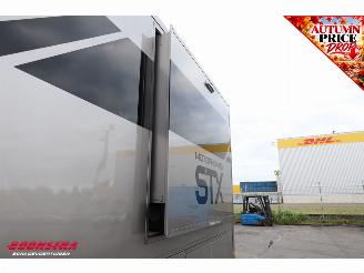 Mercedes Actros 2651 Giga STX Mobilhome Standairco Level Alcoa Fischer 38.168 km!! picture 13