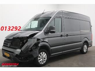 krockskadad bil bedrijf Volkswagen Crafter 35 2.0 TDI Aut. L3H3 Exclusive Navi Virtual Apple/Android Camera PDC 2024/10