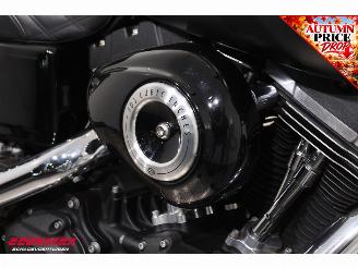 Harley-Davidson  103 FXDBP Dyna Street Bob 5HD Orig NL! ABS LED Vance & Hines 29.451 km! picture 13