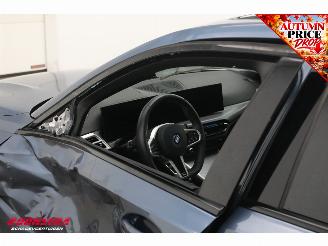 BMW 3-serie 330e M Sport Pano H/K Camera SHZ ACC Apple/Android picture 7