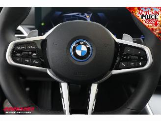 BMW 3-serie 330e M Sport Pano H/K Camera SHZ ACC Apple/Android picture 19