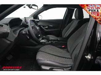 Peugeot 2008 1.2 Hybrid 136 Allure Cruise Virtual Apple/Android PDC Clima picture 17