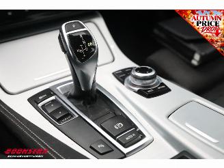 BMW 5-serie Touring 520i Aut. M Sport Cruise Navi Virtual PDC Bluetooth Clima picture 37