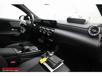 Mercedes A-klasse Premium Plus Burmester SHZ AHK Camera Clima Cruise picture 18
