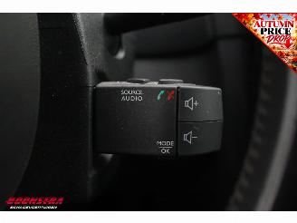 Renault Clio Estate 0.9 TCe Night en Day Airco Cruise PDC LED picture 20