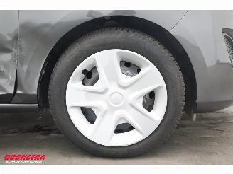 Ford Fiesta 1.1 Trend 5Drs. AHK Airco PDC Navi Apple/Android picture 8