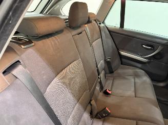 BMW 3-serie Touring 320i Executive Aut picture 37