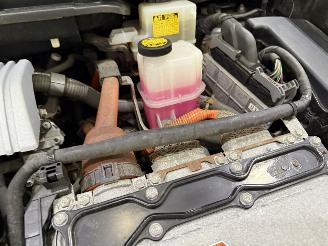 Toyota Prius HB 1.8 Dual VVT-i Hybrid Dynamic picture 33