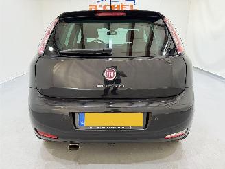 Fiat Punto 0.9 TwinAir Turbo 100 Lounge picture 6
