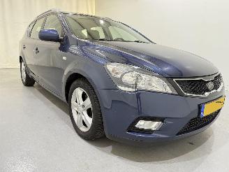 Kia Ceed SW 1.4 CVVT Navigator Plus picture 1
