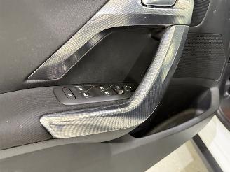 Peugeot 2008 1.2 PureTech 82 Allure Clima picture 38