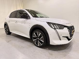 Damaged car Peugeot e-208 208 GT 350 Aut. Pano/Clima/Navi 2020/12