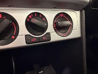 Volkswagen Polo HB 1.2 Trend Edition Pano/Airco picture 34