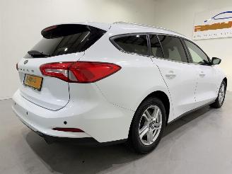 Ford Focus Wagon 1.0 EcoBoost Trend Edition picture 13