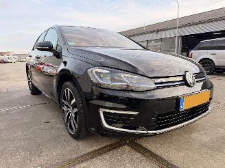 Damaged car Volkswagen Golf VII e-Golf Limited 100kW 2019/3