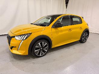 Peugeot 208 1.2 GT 130 Automaat picture 25