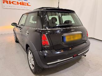 Mini Mini 1.6 One Pepper Automaat Pano picture 18