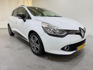 Damaged car Renault Clio Estate 0.9 TCe Night&Day 66kw Bjr.2014 2014/8