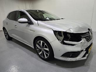 krockskadad bil auto Renault Mégane 1.5 Dci GT Line  Bose Leder Bjr.2016 2016/8