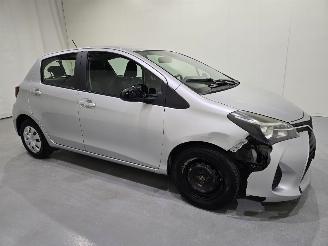 Toyota Yaris 1.0 VVT-i Aspiration 5.Drs Bjr.2015 picture 19