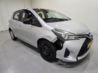 Toyota Yaris 1.0 VVT-i Aspiration 5.Drs Bjr.2015 picture 3